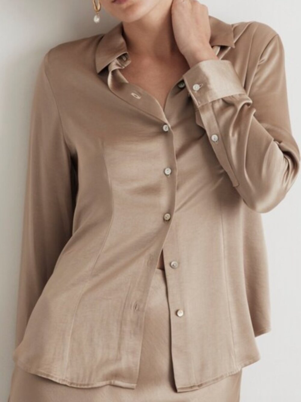 Madewell | Darted Button-Up Shirt in Satin | Size 16